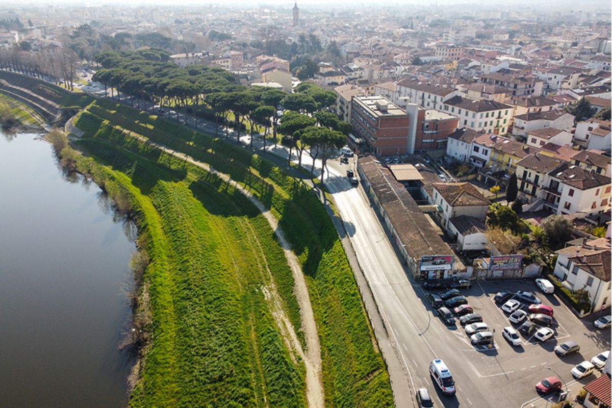 Il complesso degli ex macelli lungo l'Arno, a Empoli - Foto: Comune di Empoli